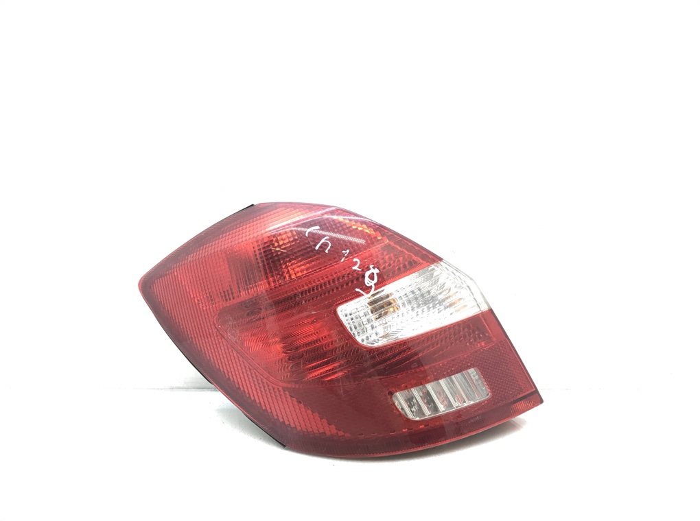 Фонарь задний левый для Skoda Fabia, 2008 г. 1.2 i бензин б/у