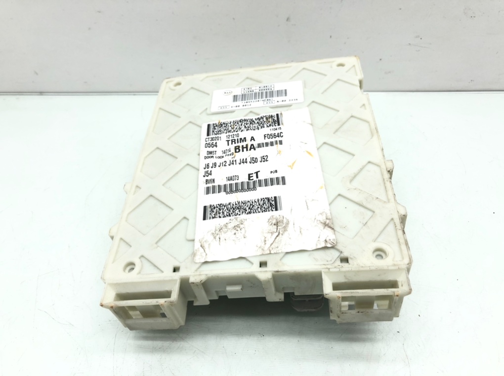 Блок предохранителей для Ford Focus, 2013 г. 1.0 i бензин б/у — фото 3