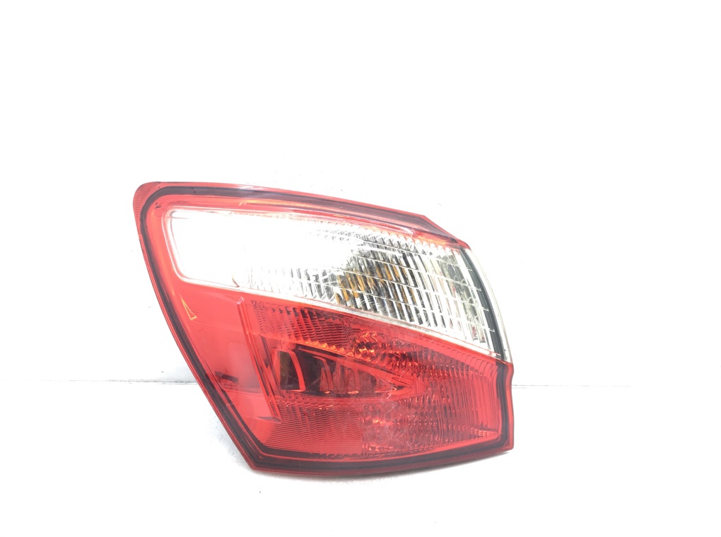 Фонарь задний левый для Nissan Qashqai+2, 2012 г. 1.6 DCi дизель б/у