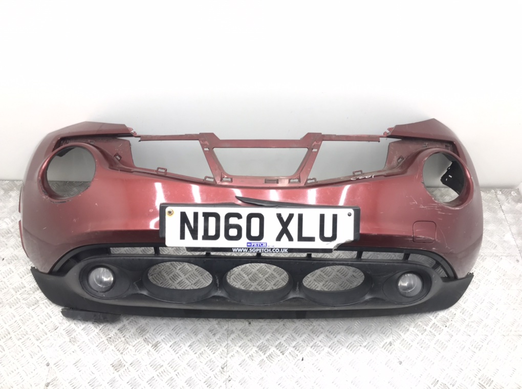 Бампер передний для Nissan Juke, 2011 г. 1.5 DCi дизель б/у