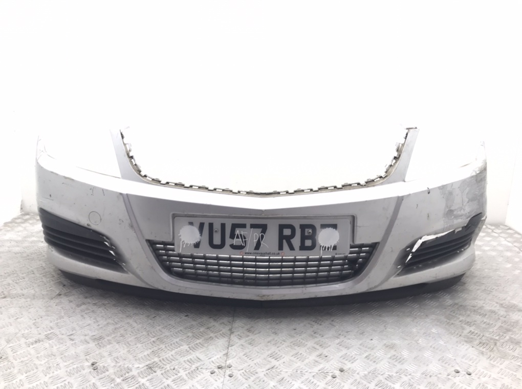 Бампер передний для Opel Vectra, 2007 г. 1.9 CDTi дизель б/у