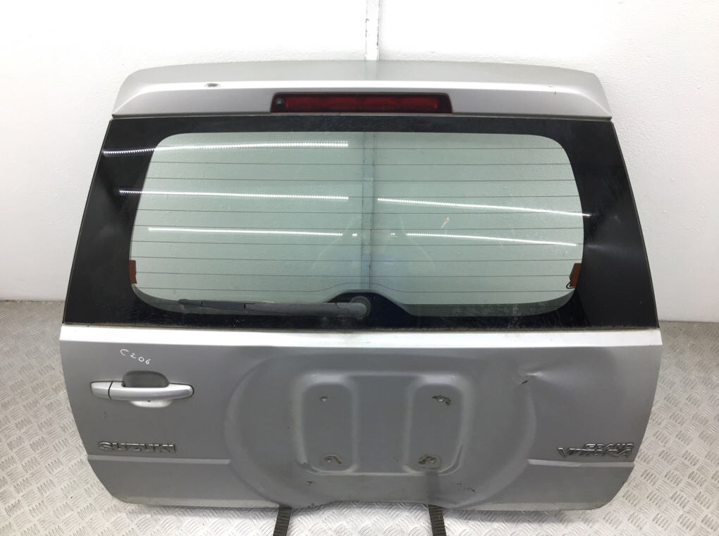 Крышка багажника для Suzuki Grand Vitara, 2008 г. 1.6 i бензин б/у — фото 2