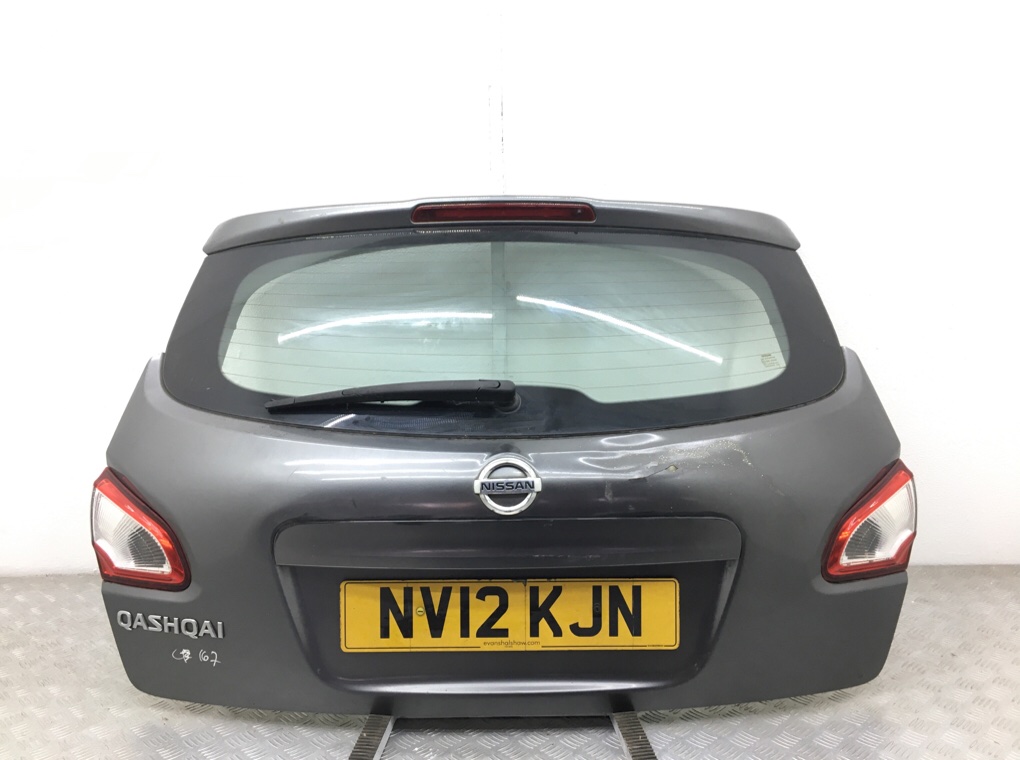 Крышка багажника для Nissan Qashqai, 2012 г. 1.6 i бензин б/у
