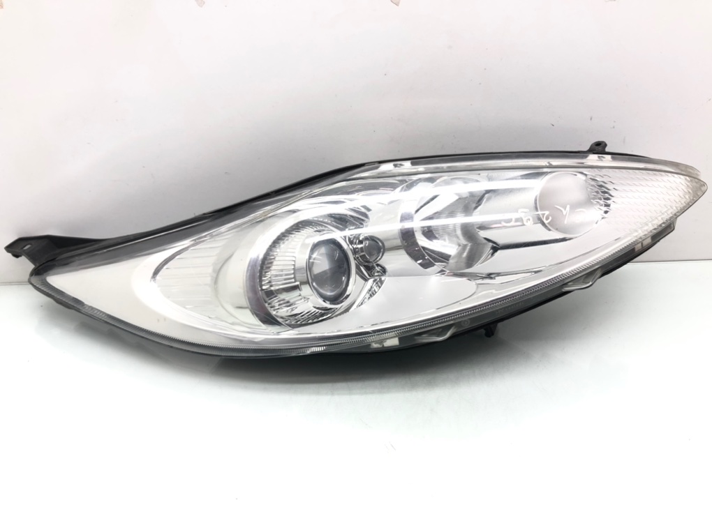 Фара правая для Ford Fiesta, 2011 г. 1.4 i бензин б/у