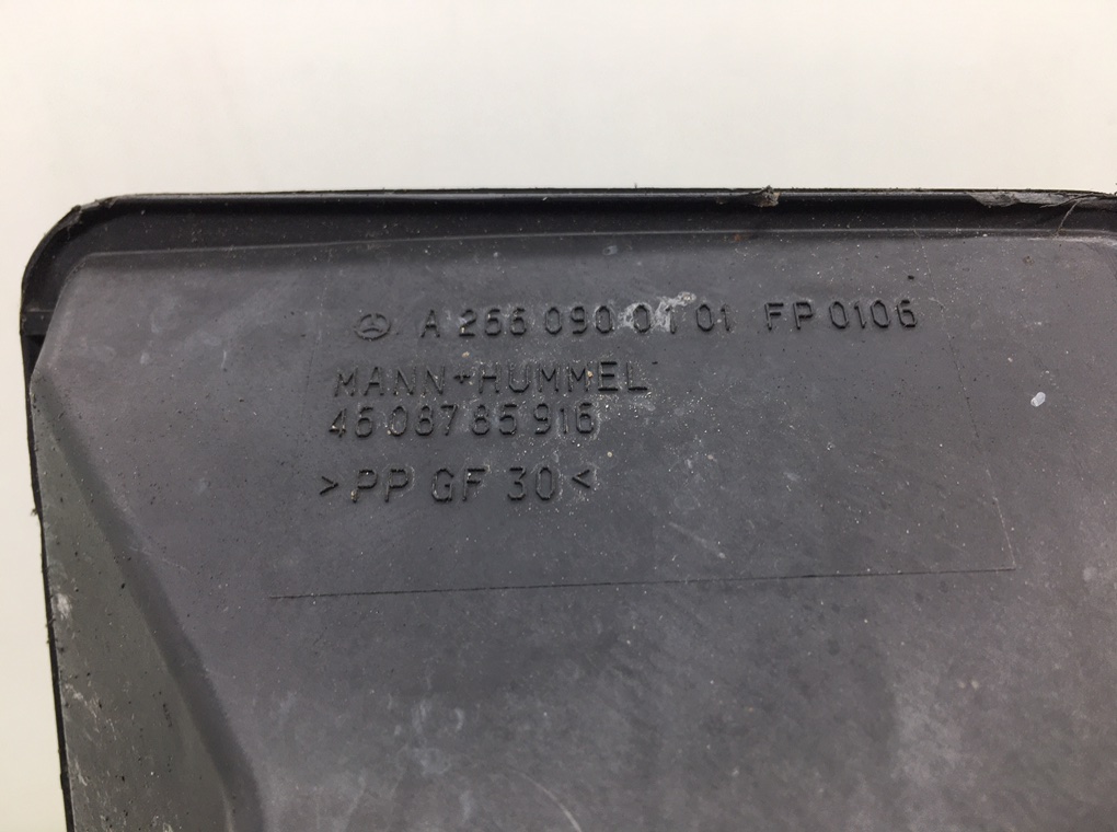 Корпус воздушного фильтра для Mercedes A W169, 2011 г. 1.5 i бензин б/у — фото 10