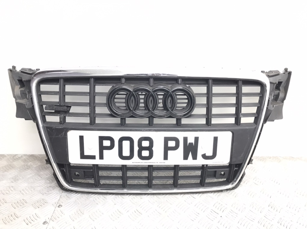 Решетка радиатора для Audi A4, 2008 г. 2.0 TDi дизель б/у