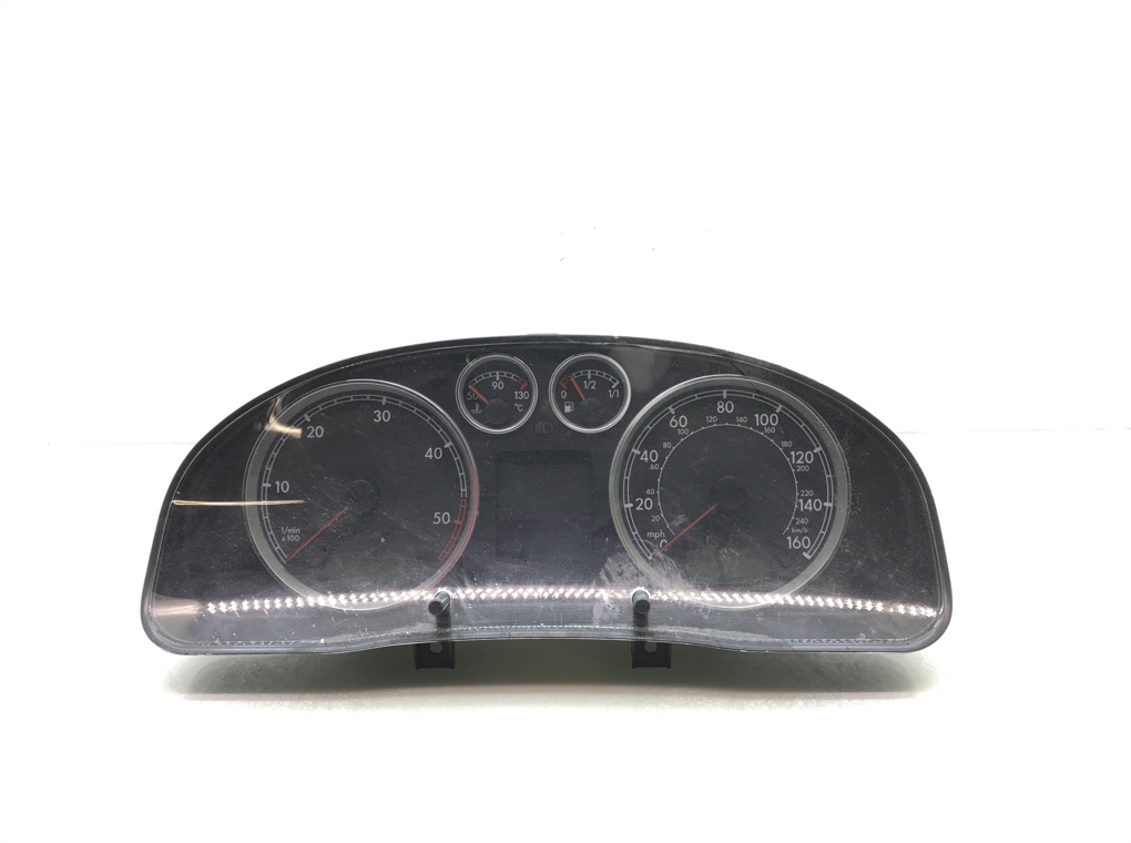 Щиток приборов (приборная панель) для Volkswagen Passat, 2002 г. 1.9 TDi дизель б/у
