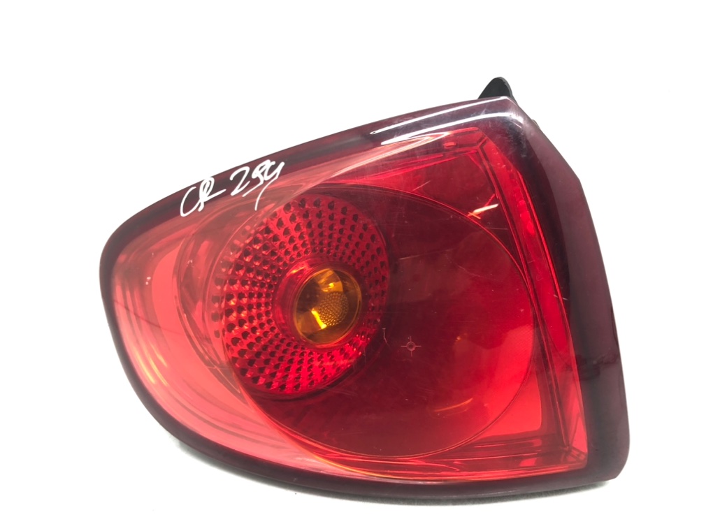 Фонарь задний левый для Seat Altea, 2011 г. 1.2 TSI бензин б/у