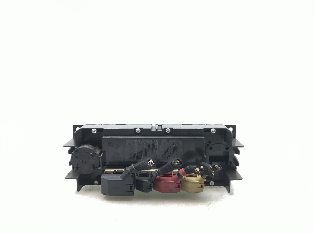Блок управления печки/климат-контроля для Volkswagen Passat, 2002 г. 1.9 TDi дизель б/у — фото 2
