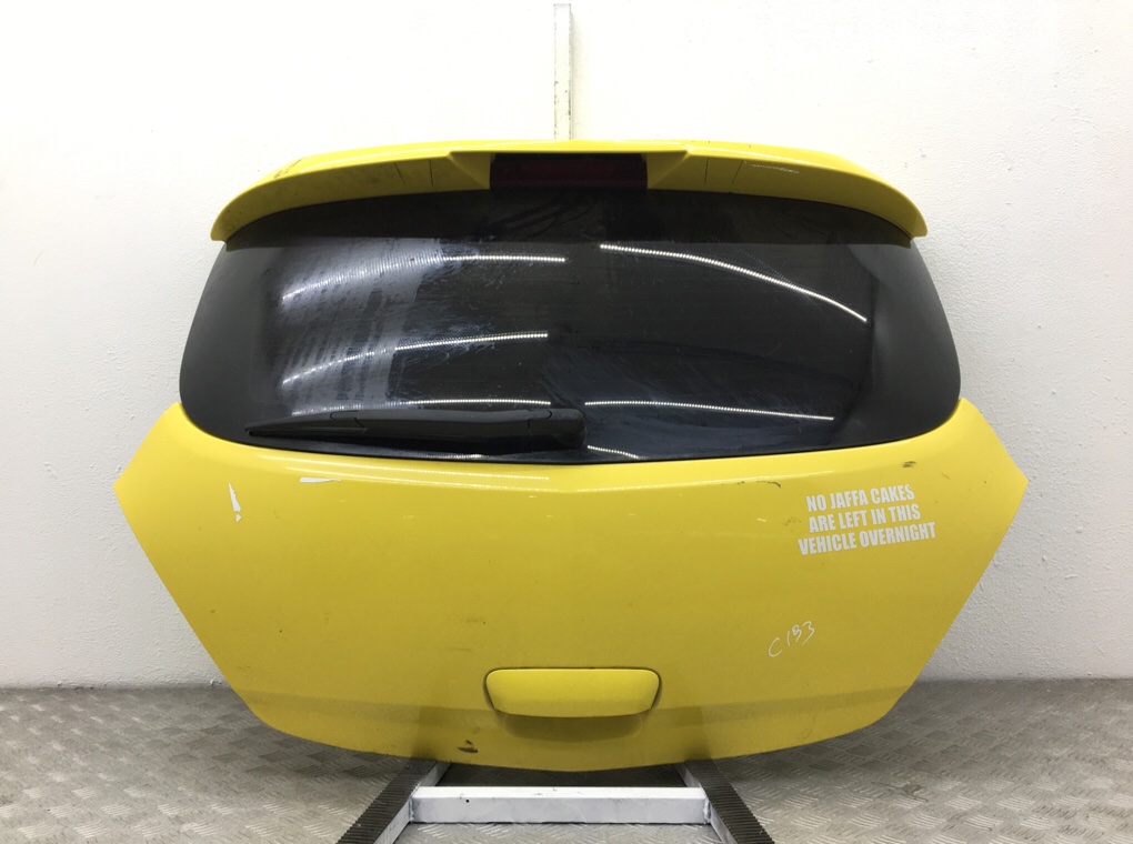 Крышка багажника для Opel Corsa, 2011 г. 1.2 i бензин б/у