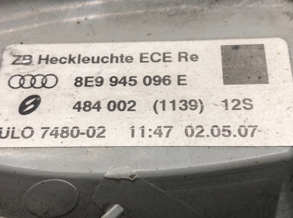 Фонарь задний правый для Audi A4, 2007 г. 3.0 TDi дизель б/у — фото 5
