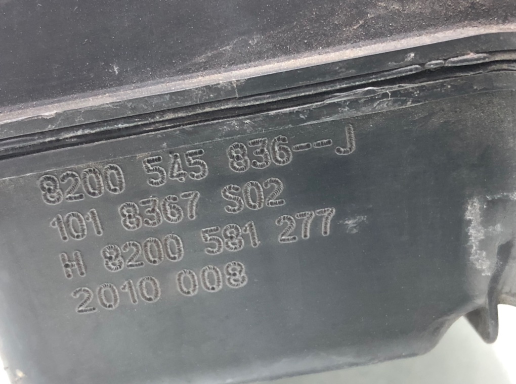 Корпус воздушного фильтра для Renault Laguna, 2010 г. 2.0 DCi дизель б/у — фото 7
