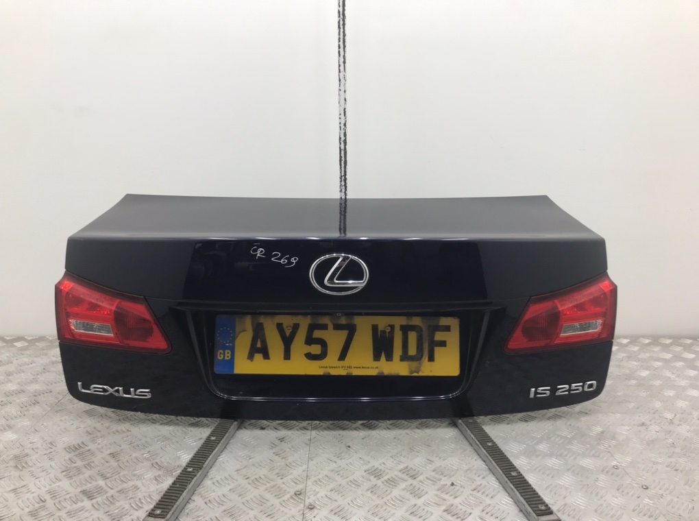 Крышка багажника для Lexus IS, 2007 г. 2.5 i бензин б/у