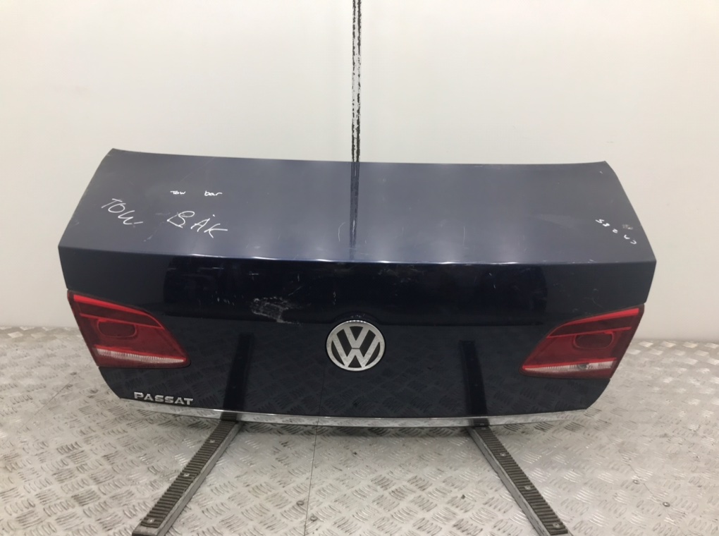 Крышка багажника для Volkswagen Passat, 2011 г. 1.6 TDi дизель б/у