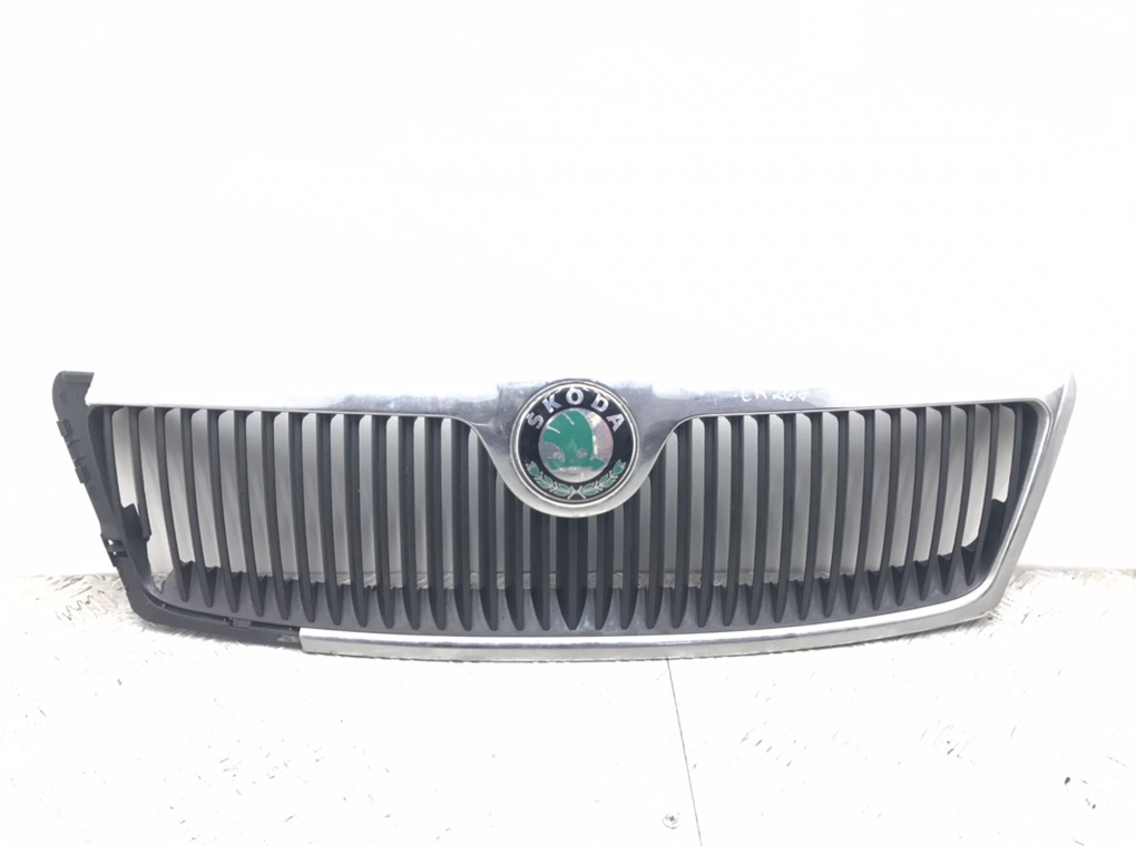Решетка радиатора для Skoda Octavia, 2007 г. 1.9 TDi дизель б/у