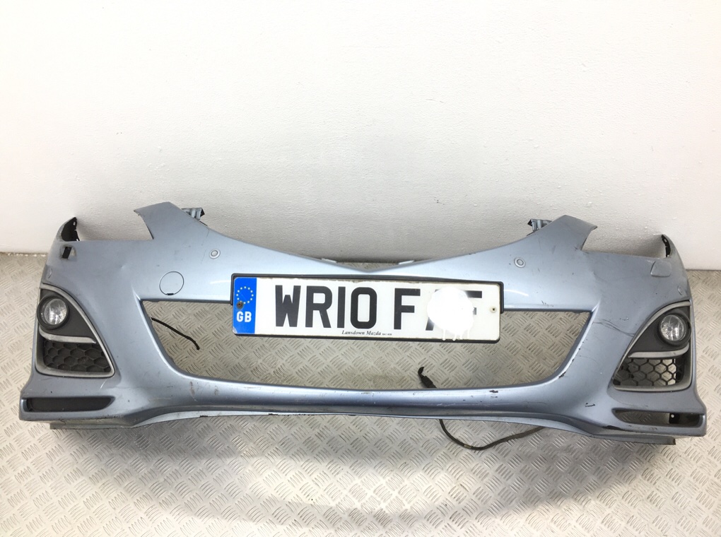 Бампер передний для Mazda 6, 2010 г. 2.2 TD дизель б/у