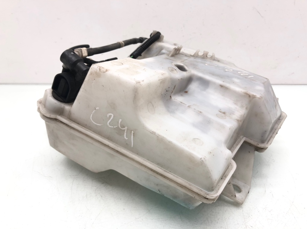 Бачок омывателя для Ford Focus, 2013 г. 1.0 i бензин б/у — фото 4