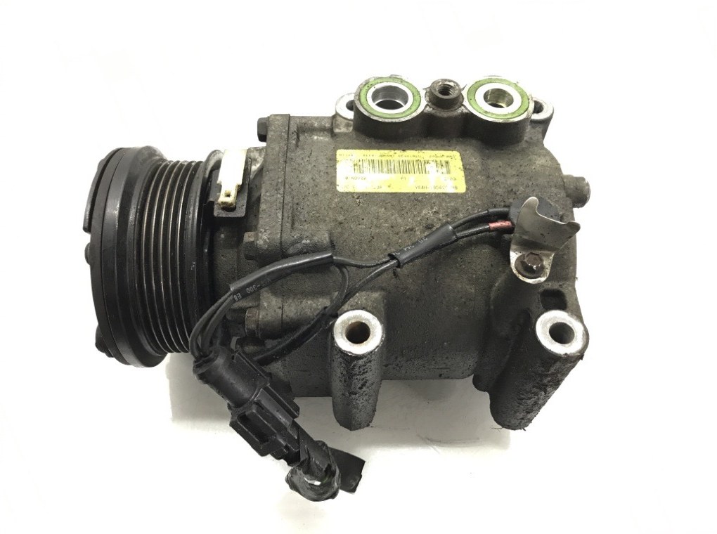 Компрессор кондиционера для Ford Focus, 2002 г. 2.0 i бензин б/у