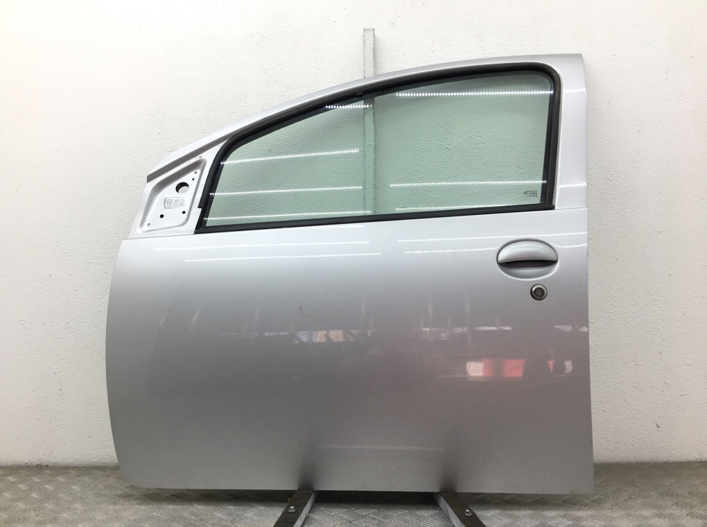 Дверь передняя левая для Toyota Aygo, 2007 г. 1.0 i бензин б/у
