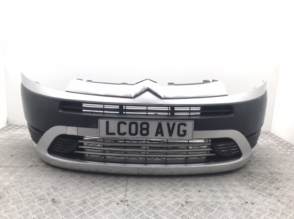 Бампер передний для Citroen C4 Grand Picasso, 2008 г. 1.8 i бензин б/у