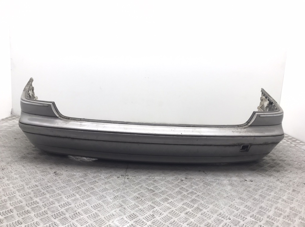 Бампер задний для Mercedes C W203, 2005 г. 2.2 CDi дизель б/у