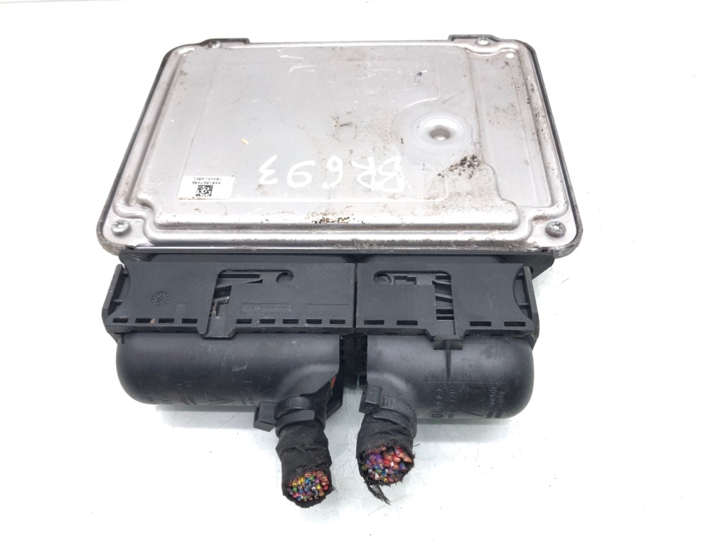 Блок управления двигателем для Audi A3, 2010 г. 1.4 TFSI бензин б/у — фото 3