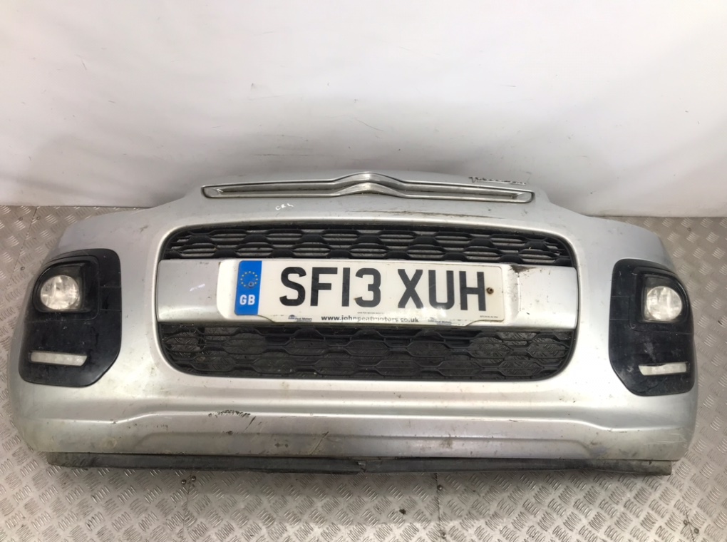 Бампер передний для Citroen C3 Picasso, 2013 г. 1.6 HDi дизель б/у