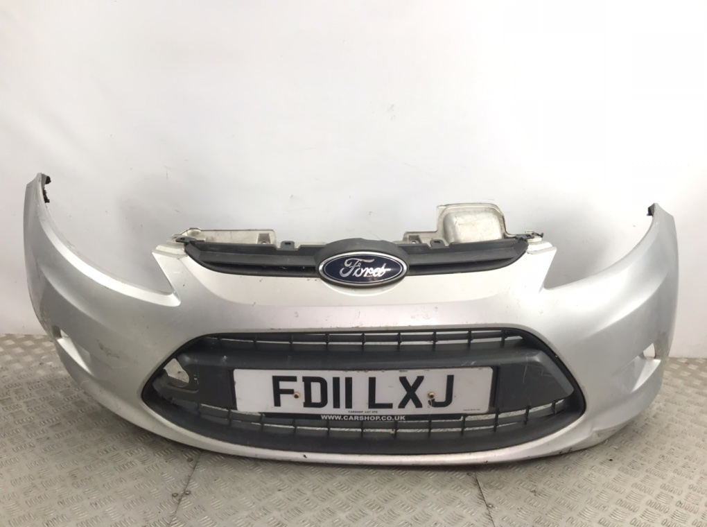 Бампер передний для Ford Fiesta, 2011 г. 1.6 TDCi дизель б/у