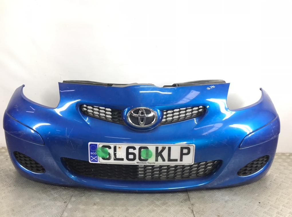 Бампер передний для Toyota Aygo, 2010 г. 1.0 i бензин б/у