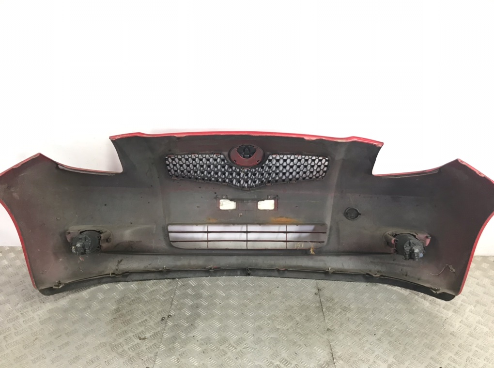 Бампер передний для Toyota Yaris, 2008 г. 1.3 i бензин б/у — фото 2