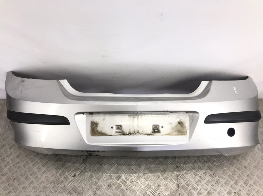 Бампер задний для Opel Astra, 2005 г. 1.8 i бензин б/у
