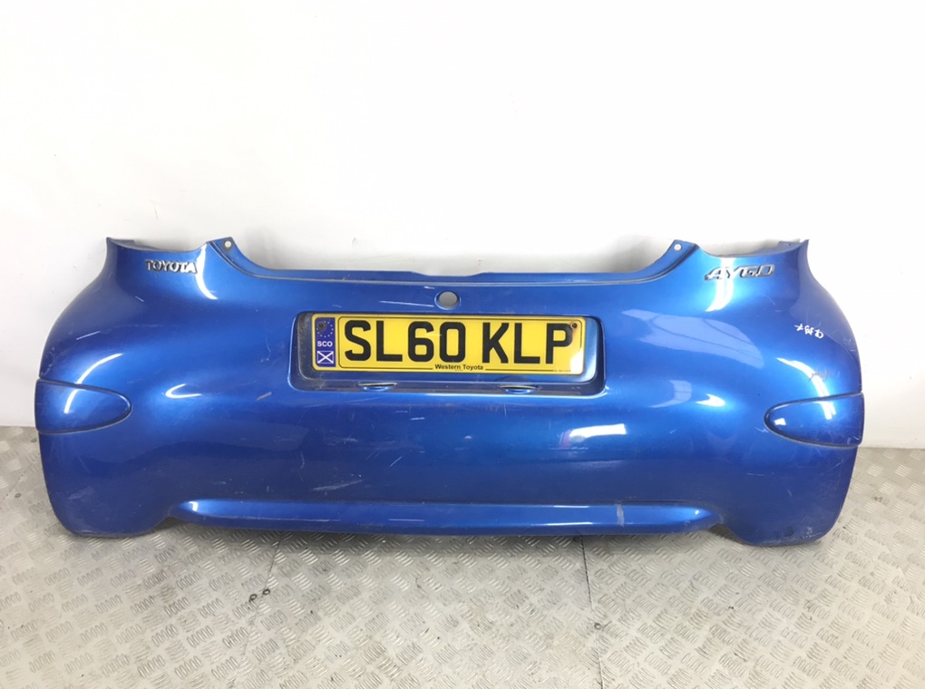 Бампер задний для Toyota Aygo, 2010 г. 1.0 i бензин б/у
