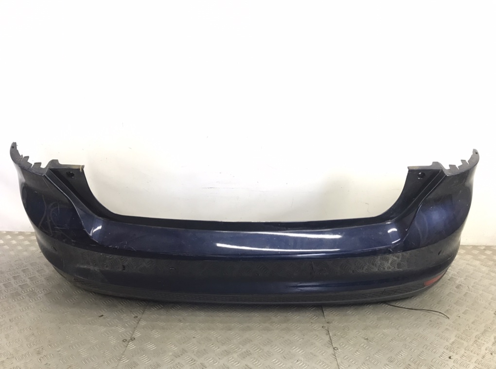 Бампер задний для Ford Focus, 2012 г. 1.6 TDCi бензин б/у