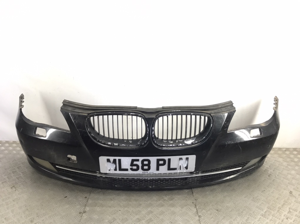Бампер передний для BMW 5 E60/E61, 2008 г. 2.0 TD дизель б/у