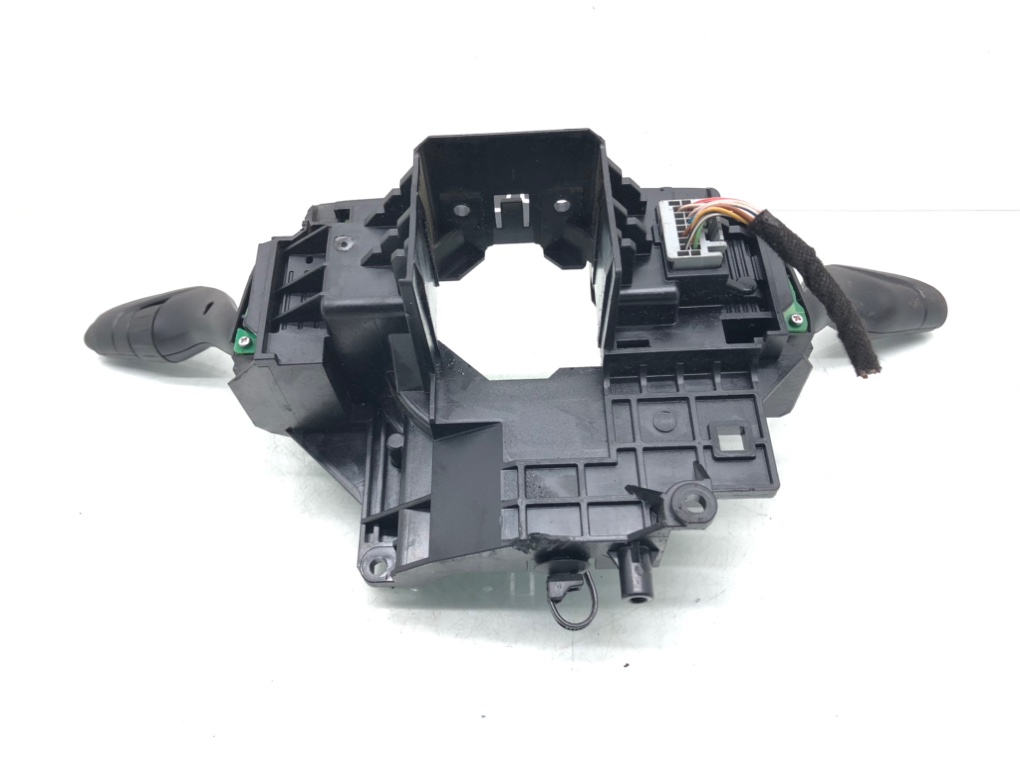 Переключатель подрулевой (стрекоза) для Ford Focus, 2012 г. 1.6 TDCi бензин б/у — фото 3