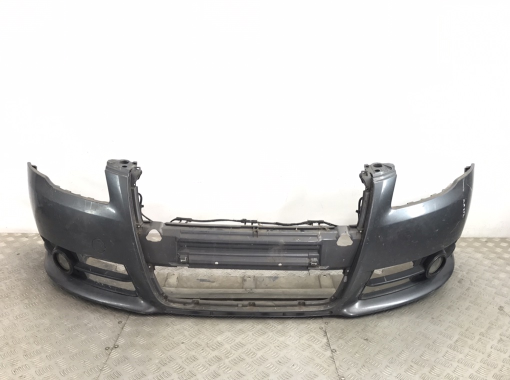 Бампер передний для Audi A4, 2007 г. 2.0 TDi дизель б/у