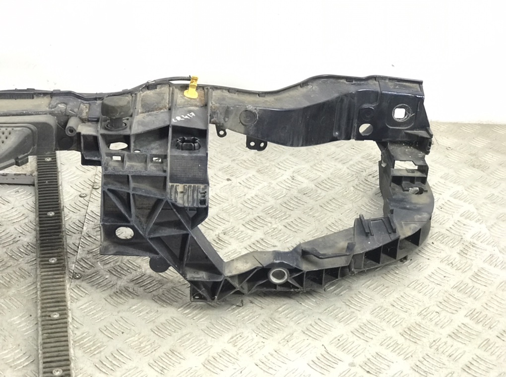 Панель передняя (телевизор) для Ford Focus, 2012 г. 1.6 TDCi бензин б/у — фото 4