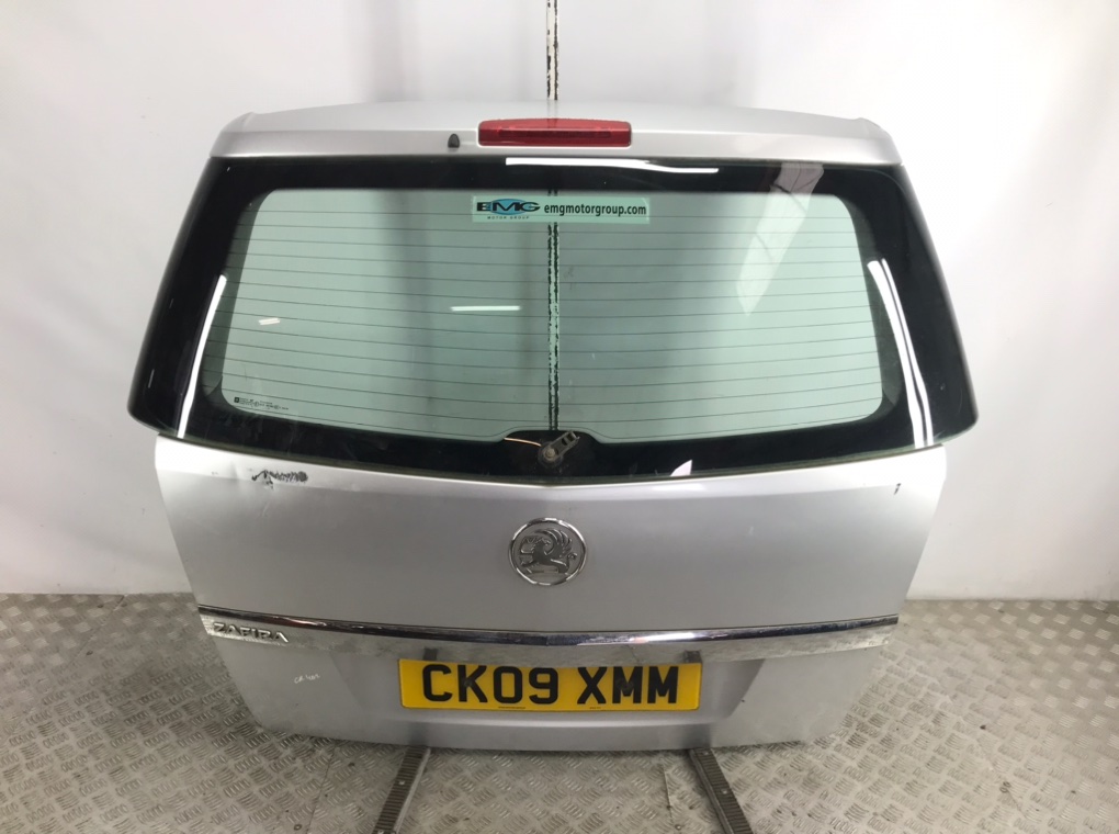 Крышка багажника для Opel Zafira, 2009 г. 1.6 i бензин б/у