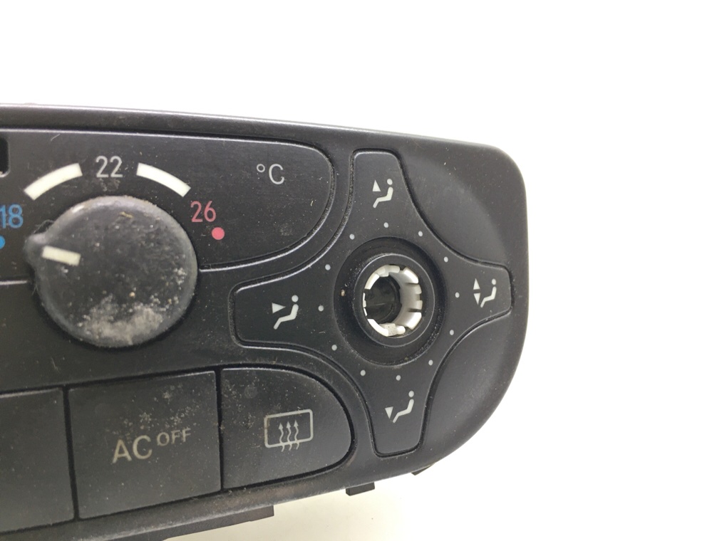 Блок управления печки/климат-контроля для Mercedes C W203, 2004 г. 1.8 i бензин б/у — фото 5