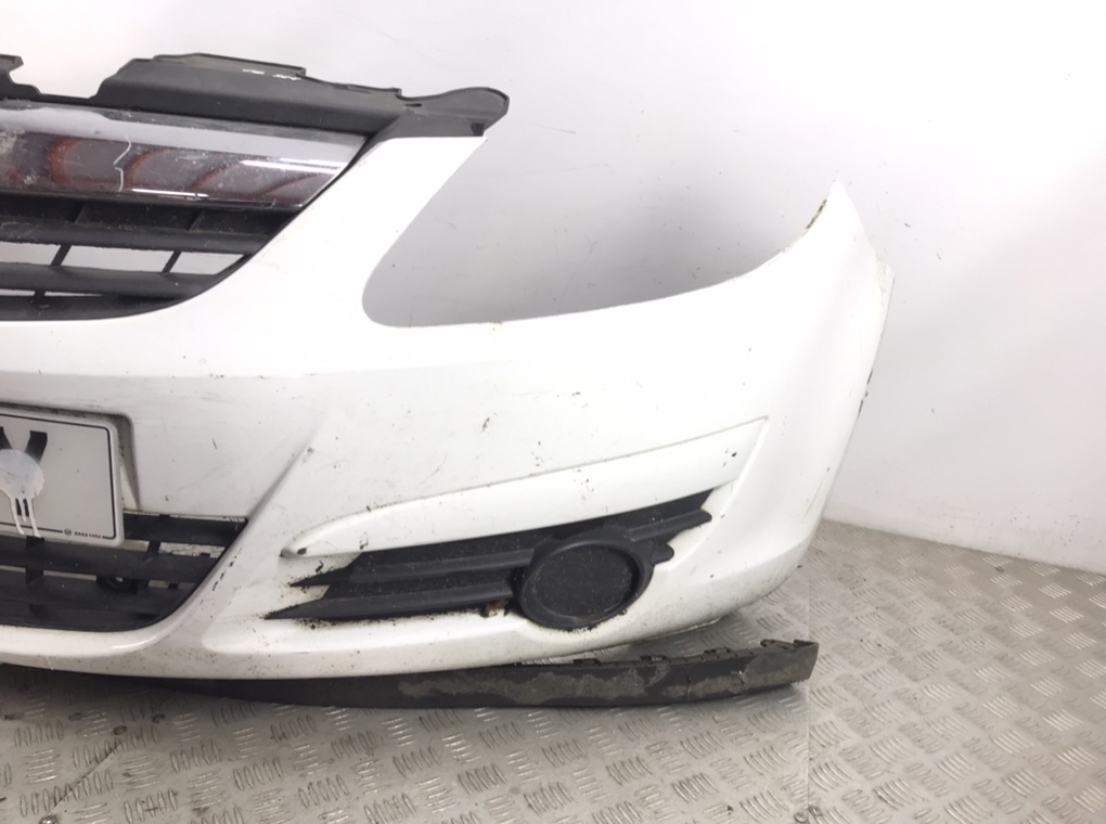 Бампер передний для Opel Corsa, 2010 г. 1.3 CDTi дизель б/у — фото 4