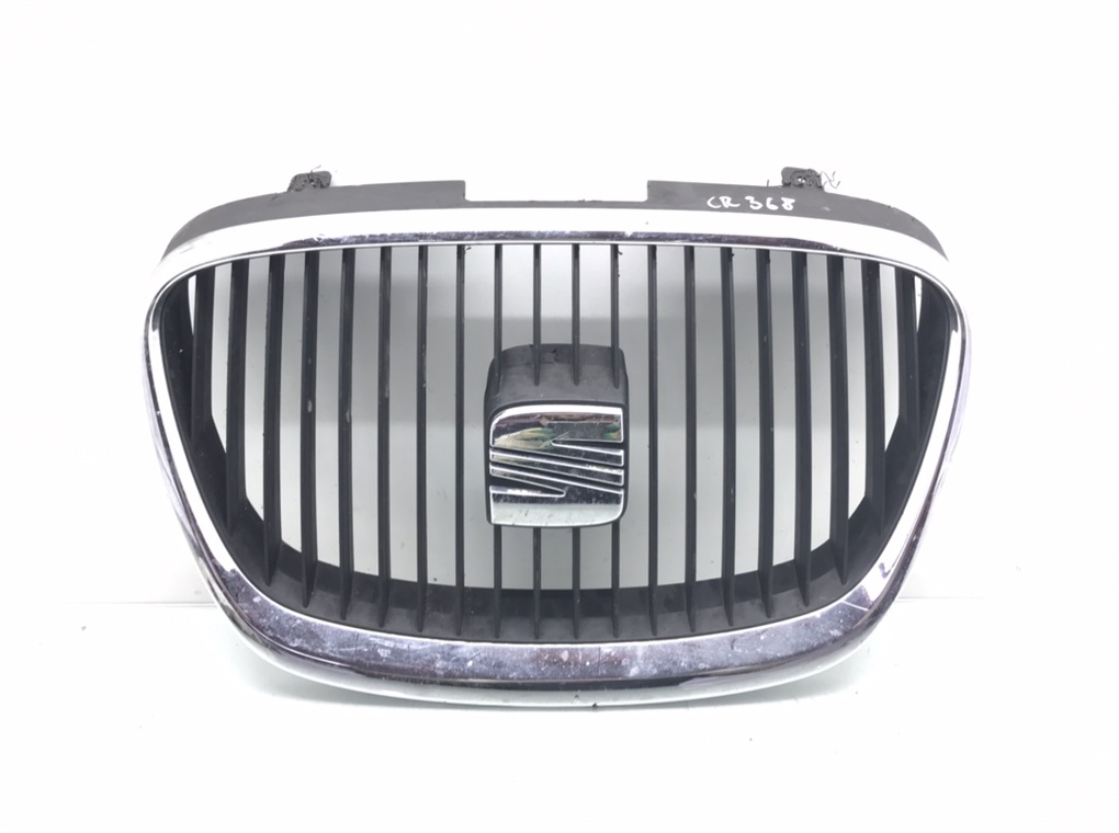 Решетка радиатора для Seat Leon, 2009 г. 1.4 TSI бензин б/у