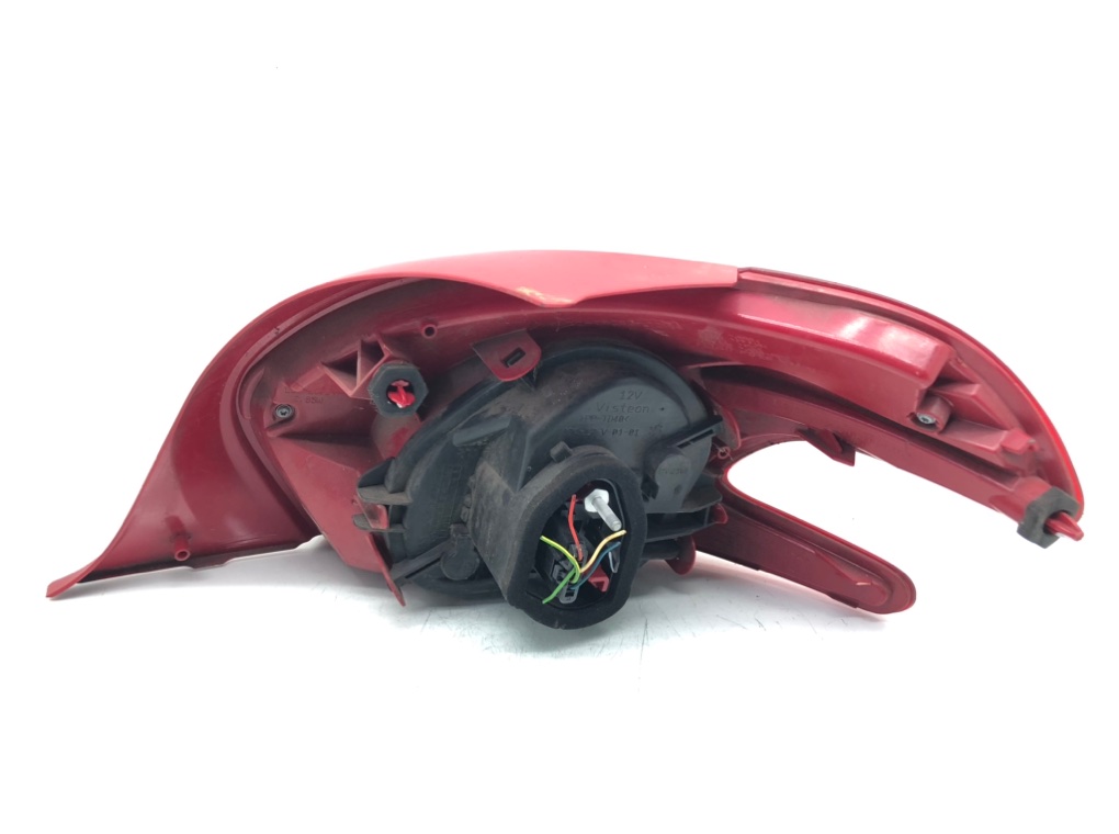Фонарь задний левый для Peugeot 208, 2014 г. 1.2 i бензин б/у — фото 3