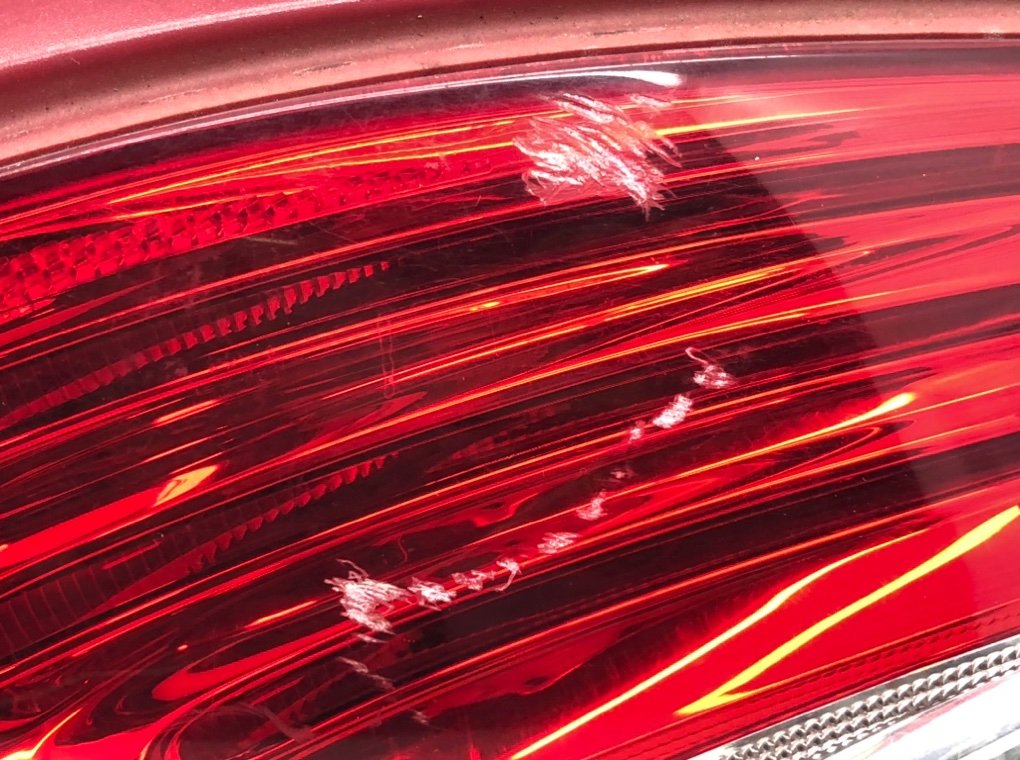 Фонарь задний правый для Peugeot 208, 2014 г. 1.2 i бензин б/у — фото 4