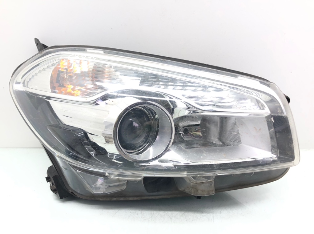 Фара правая для Nissan Qashqai, 2011 г. 1.6 i бензин б/у