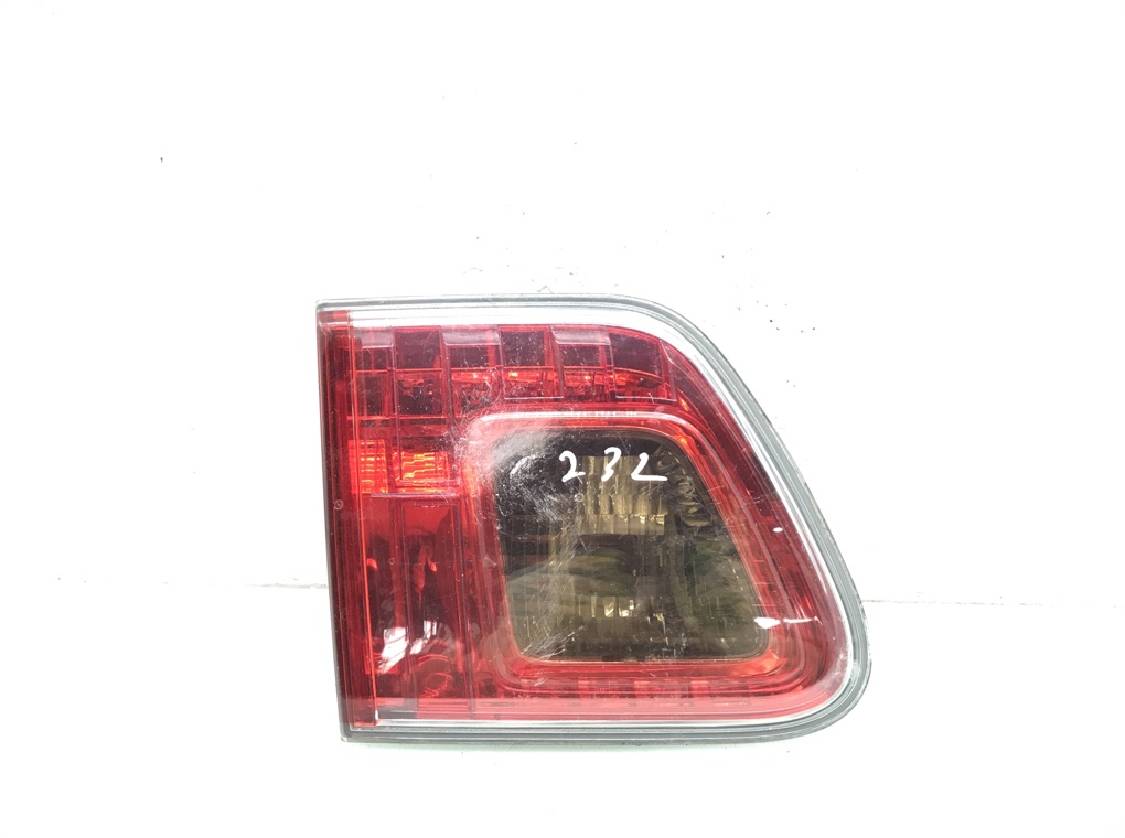 Фонарь крышки багажника левый для Toyota Avensis, 2013 г. 2.0 D-4D дизель б/у