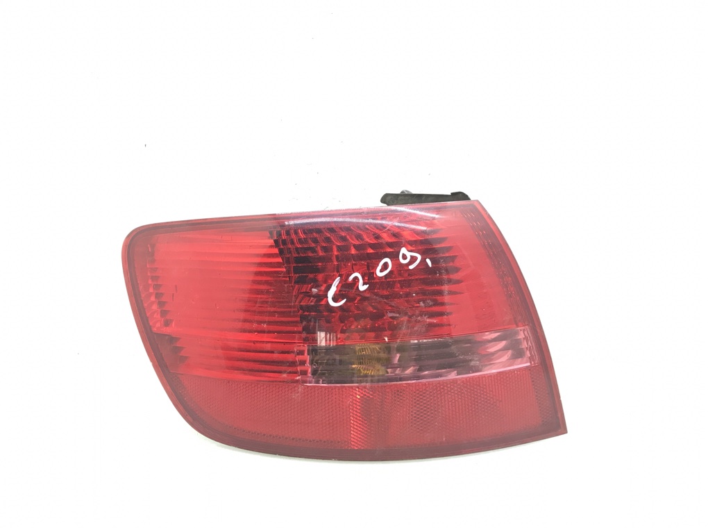 Фонарь задний левый для Audi A6, 2006 г. 2.4 i бензин б/у