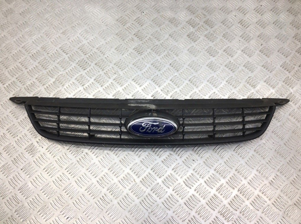 Решетка радиатора для Ford Focus, 2010 г. 1.6 TDCi дизель б/у