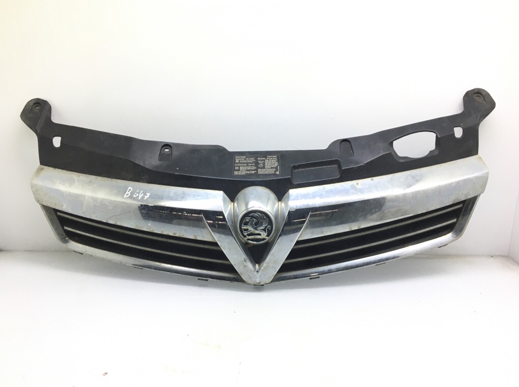Решетка радиатора для Opel Astra, 2009 г. 1.7 CDTi дизель б/у