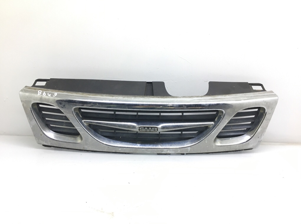 Решетка радиатора для Saab 9-3, 2000 г. 2.0 Ti бензин б/у