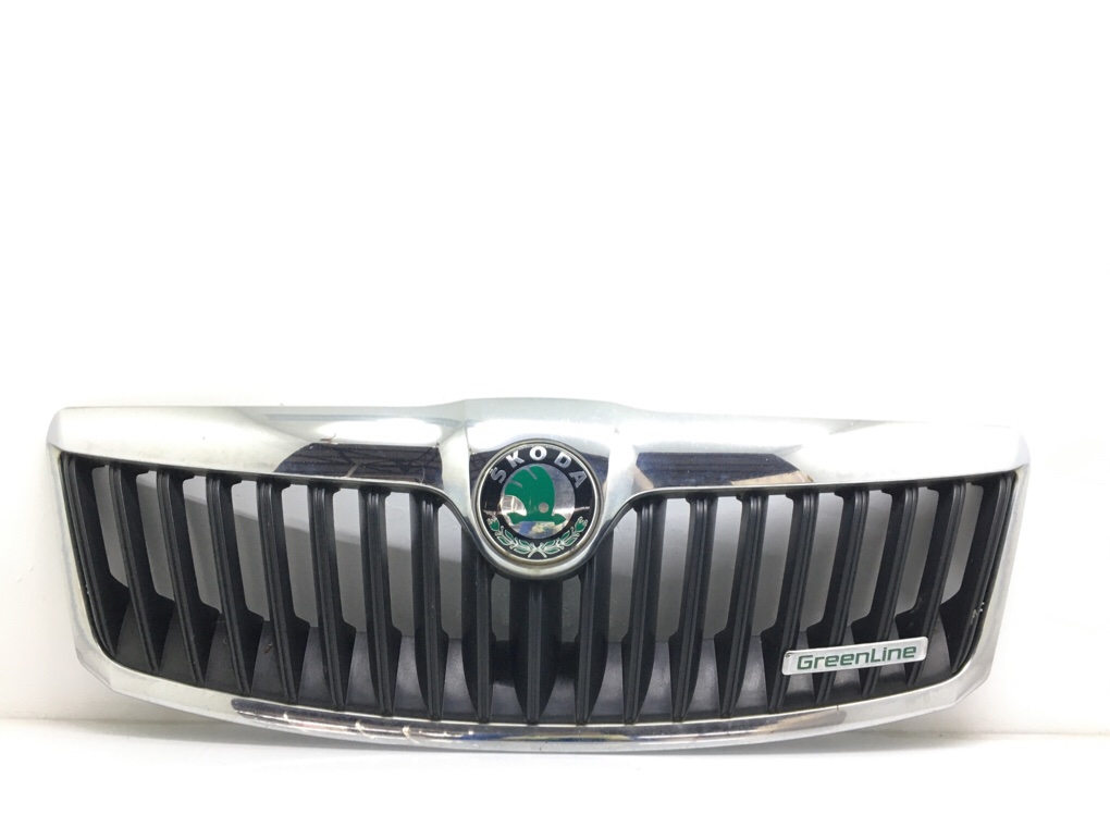 Решетка радиатора для Skoda Octavia, 2012 г. 1.6 TDi дизель б/у
